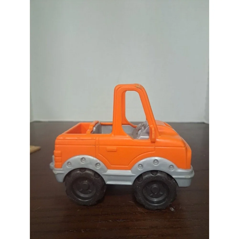 2017 Fisher Price Little People Orange Truck -plastic